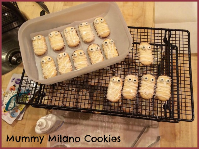 How to Make Mummy Milano Cookies | MomsToolbox